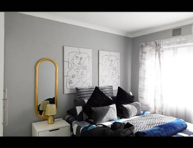 2 BEDROOM APARTMENT FOR SALE IN NEWLANDS EAST